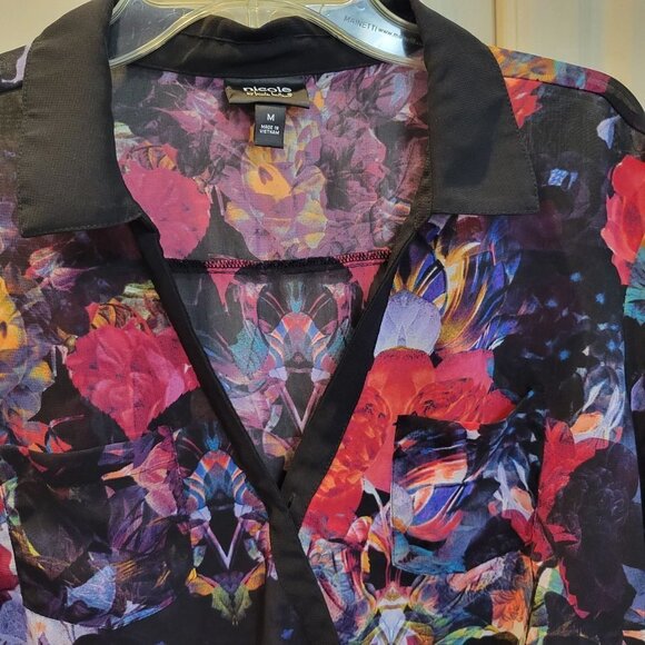 Nicole Miller Sz M Floral Semi Sheer LS Faux Wrap Hi Lo Collared Blouse Pocket - Picture 2 of 8